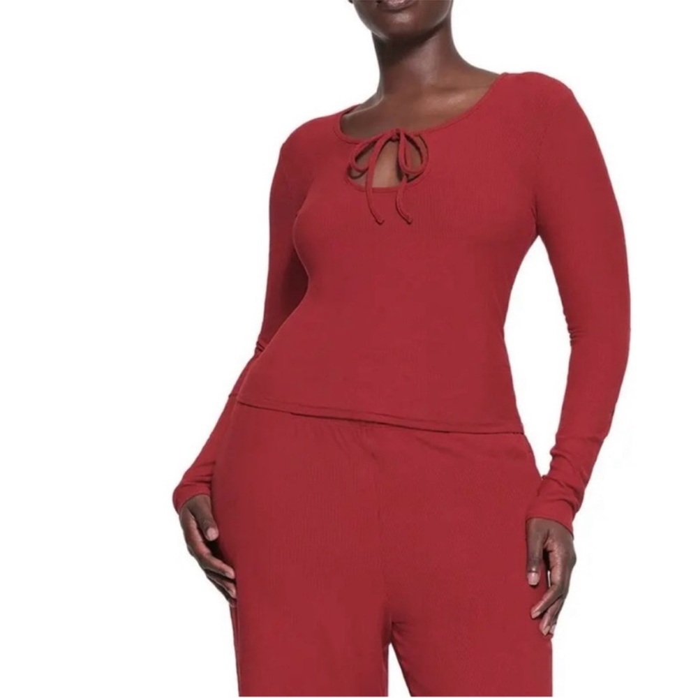 SKIMS Long Sleeve Henley